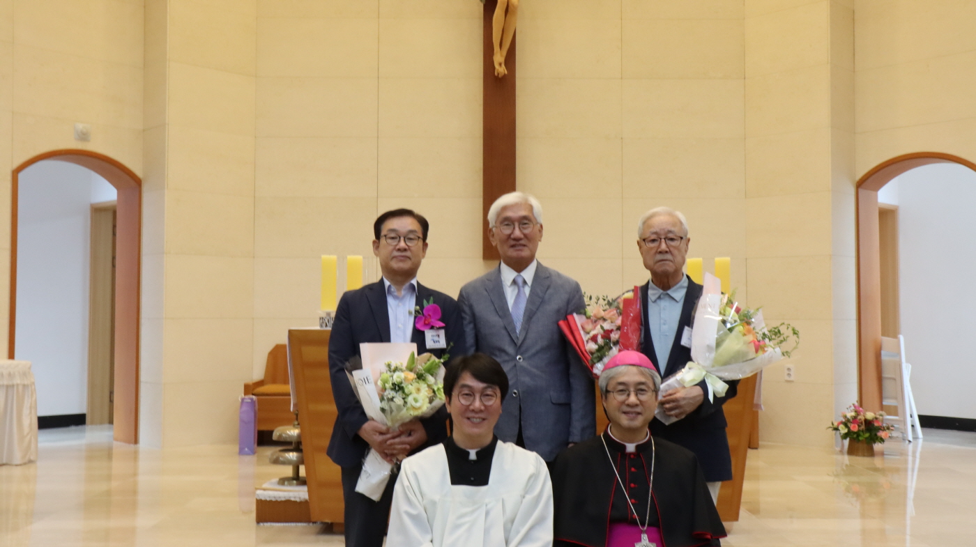 [크기변환]주교님 방문 견진성사(255).JPG
