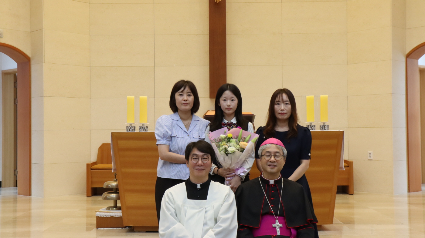 [크기변환]주교님 방문 견진성사(285).JPG