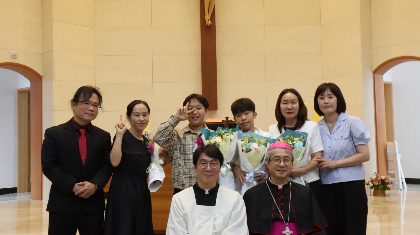 [크기변환]주교님 방문 견진성사(265).JPG