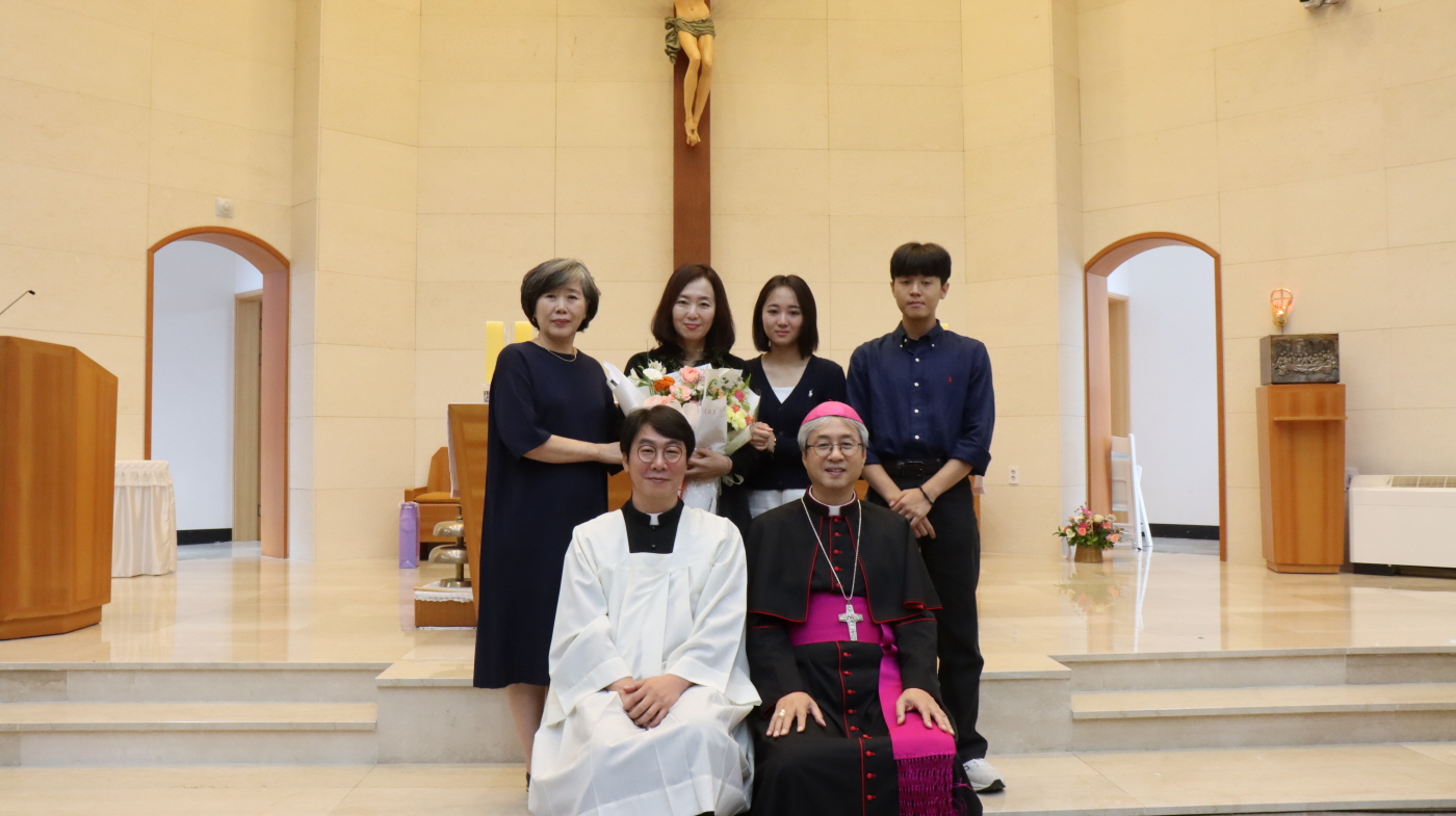 [크기변환]주교님 방문 견진성사(256).JPG