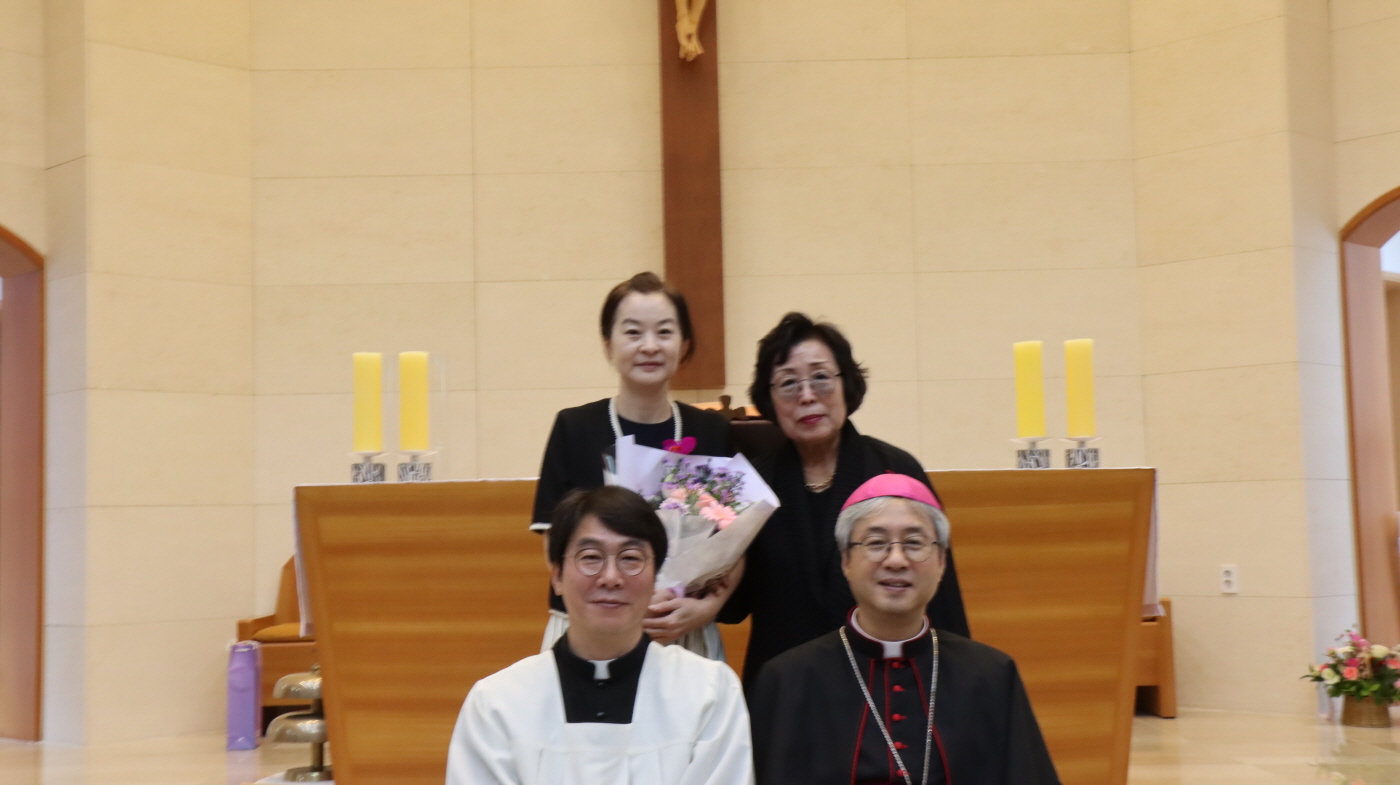 [크기변환]주교님 방문 견진성사(239).JPG