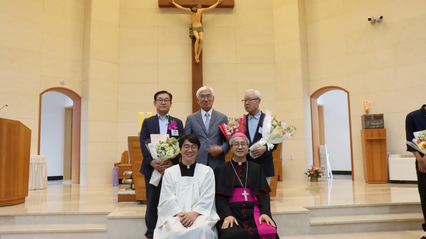 [크기변환]주교님 방문 견진성사(254).JPG