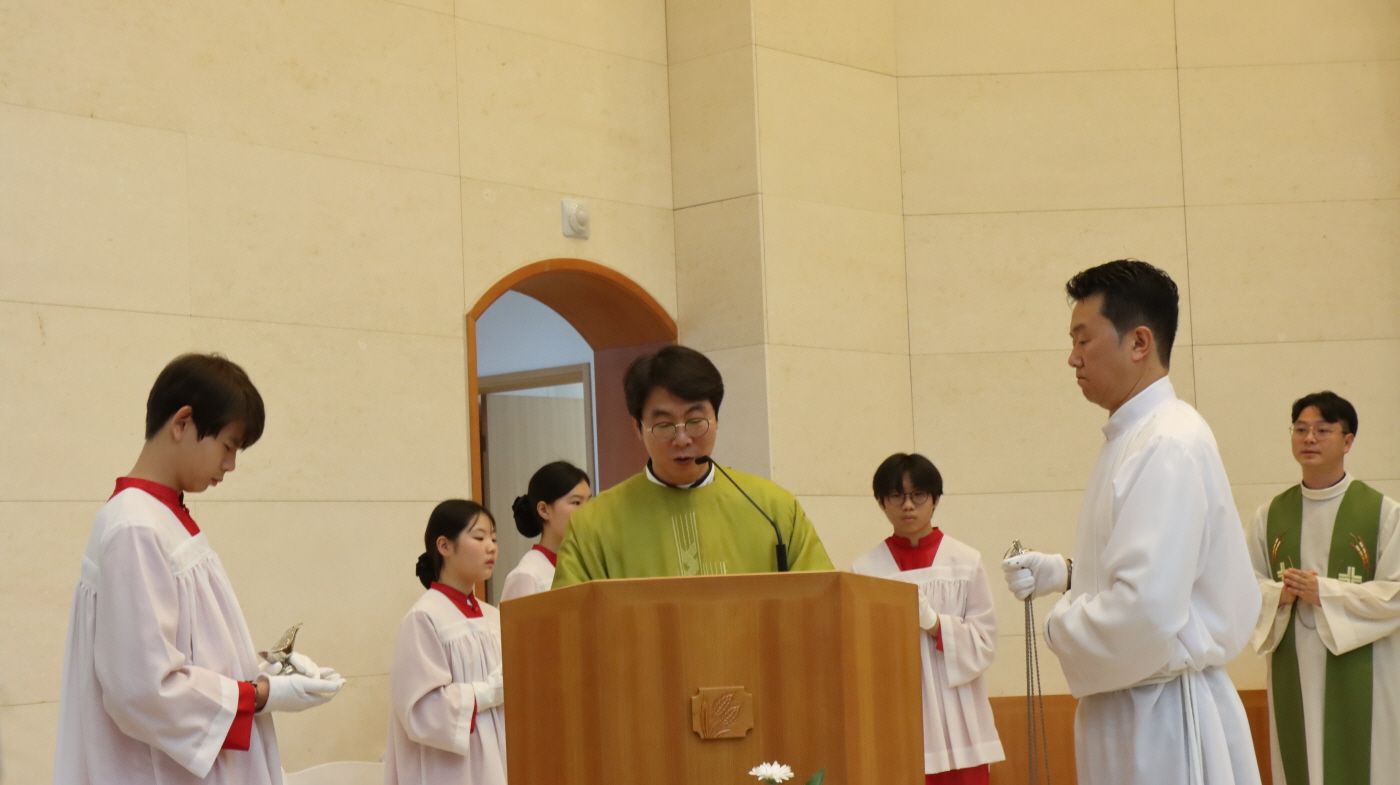 [크기변환]주교님 방문 견진성사(58).JPG