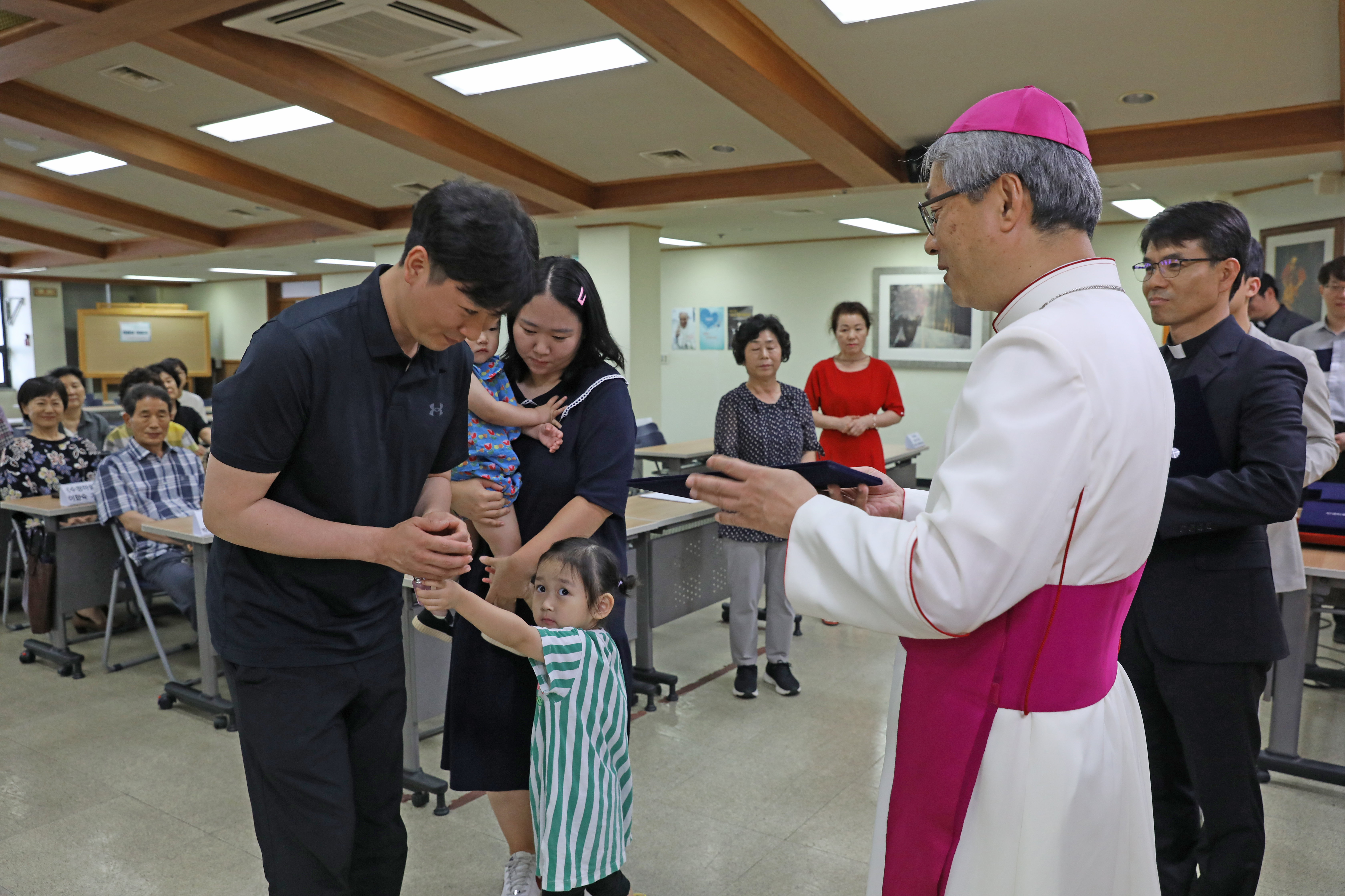 20230713전국성지순례완주자축복장수여식041.jpg