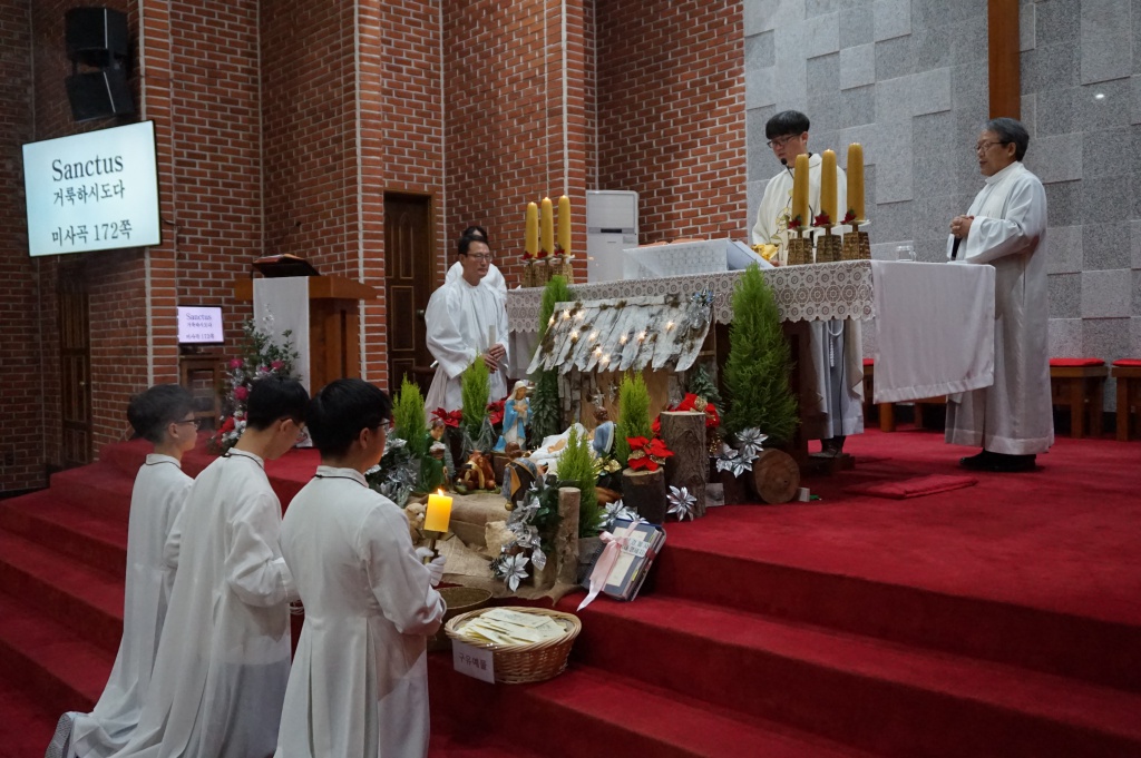 20191224_옥동성당 성탄대축일 밤미사  (4).JPG