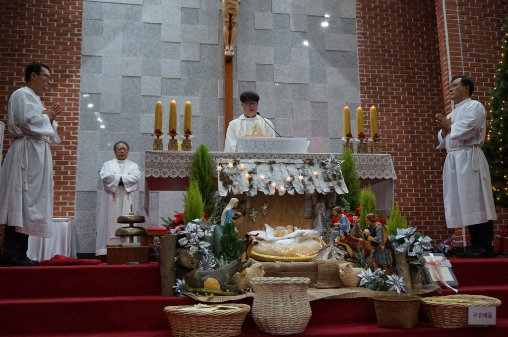 20191224_옥동성당 성탄대축일 밤미사  (3).JPG