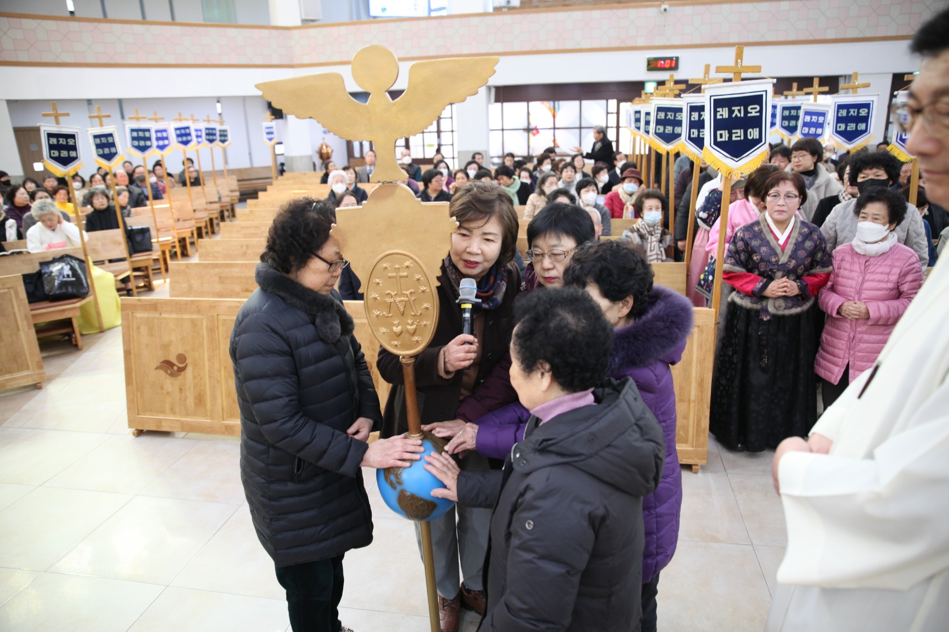IMG_5066_copy_1853x1235.jpg