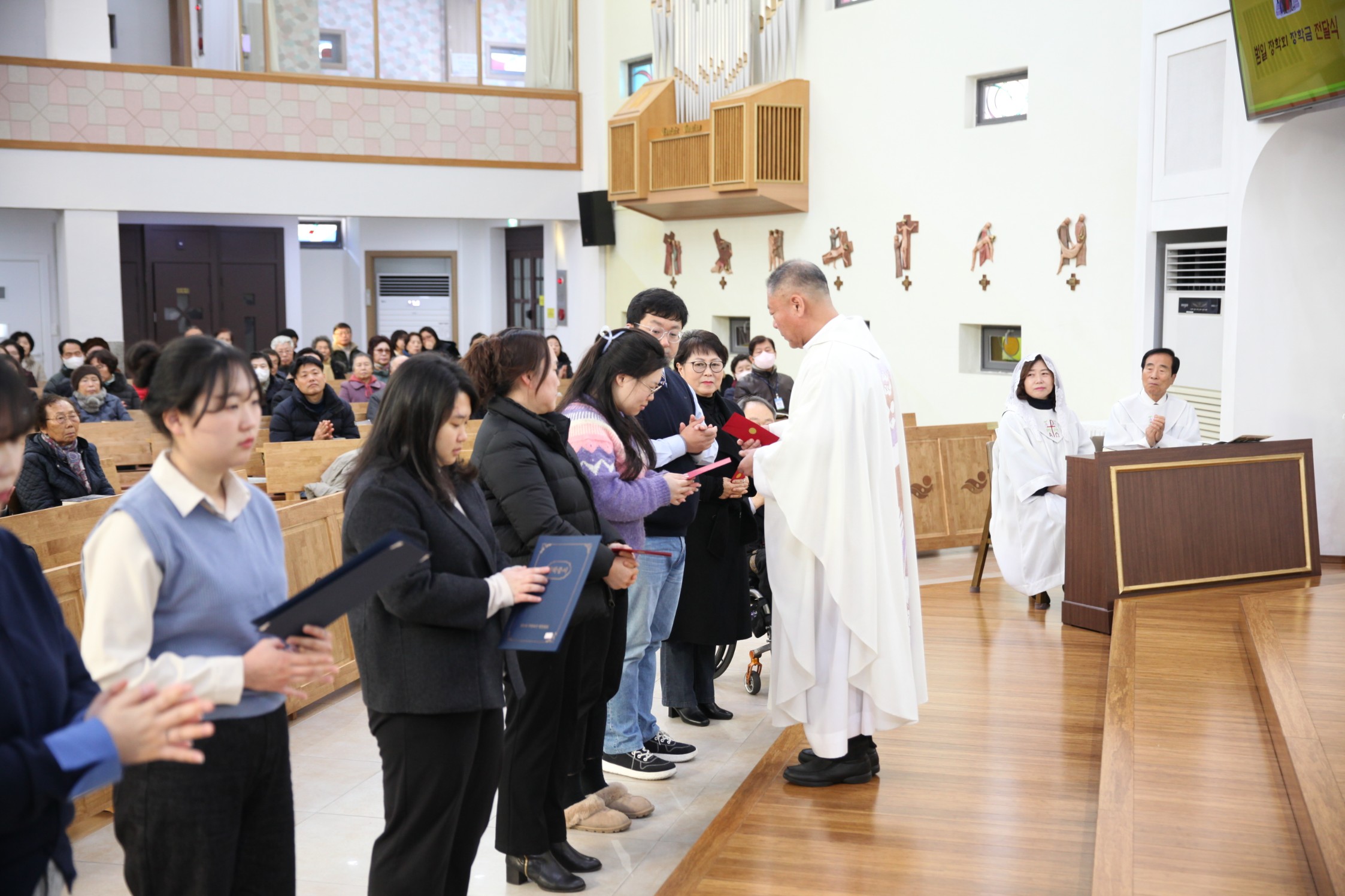 IMG_4481_copy_2246x1497.jpg
