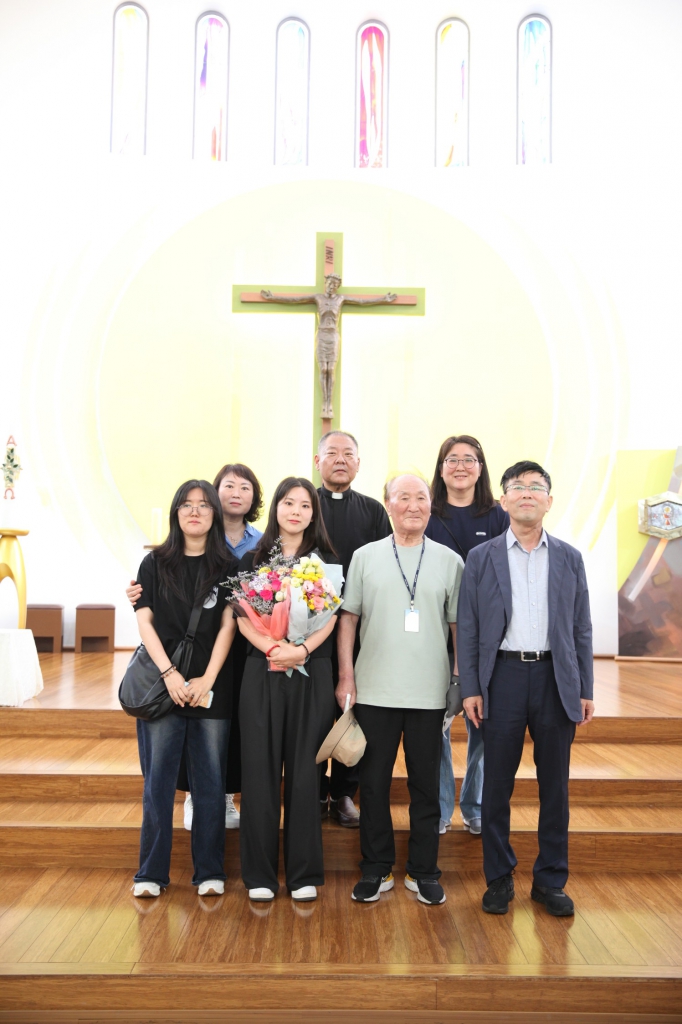 IMG_2945_copy_1497x2246.jpg