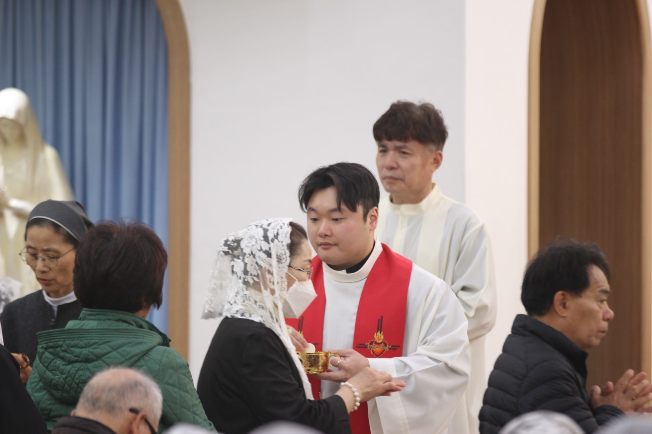 IMG_4822_copy_1296x864.jpg