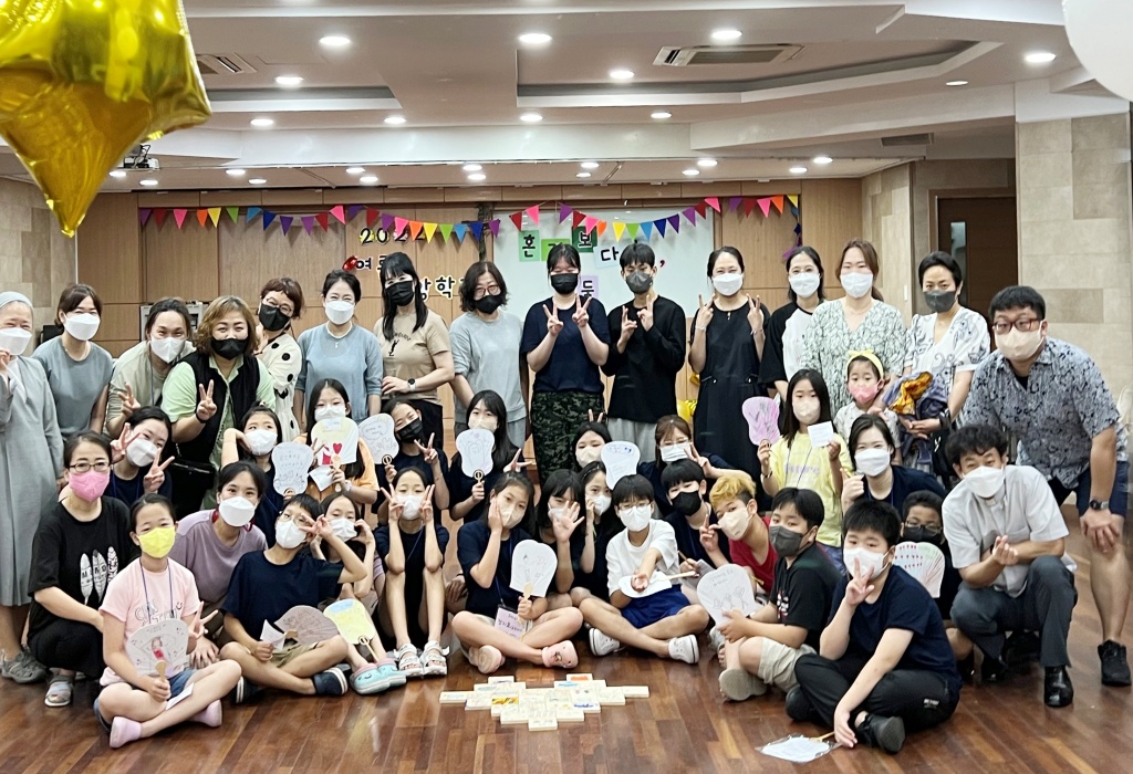 batch_단체4.jpg