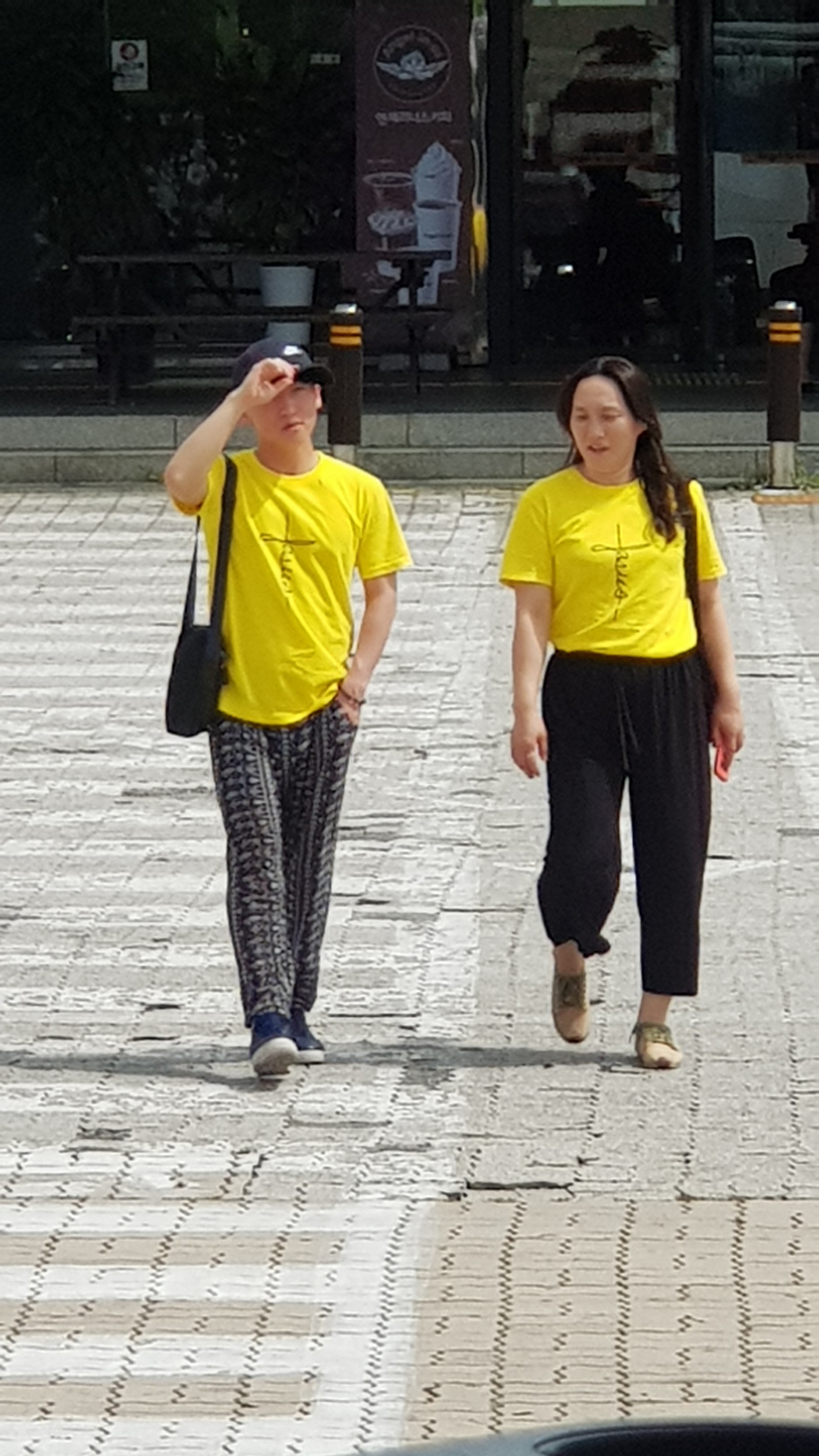 20190809_103641-1600x2844.jpg