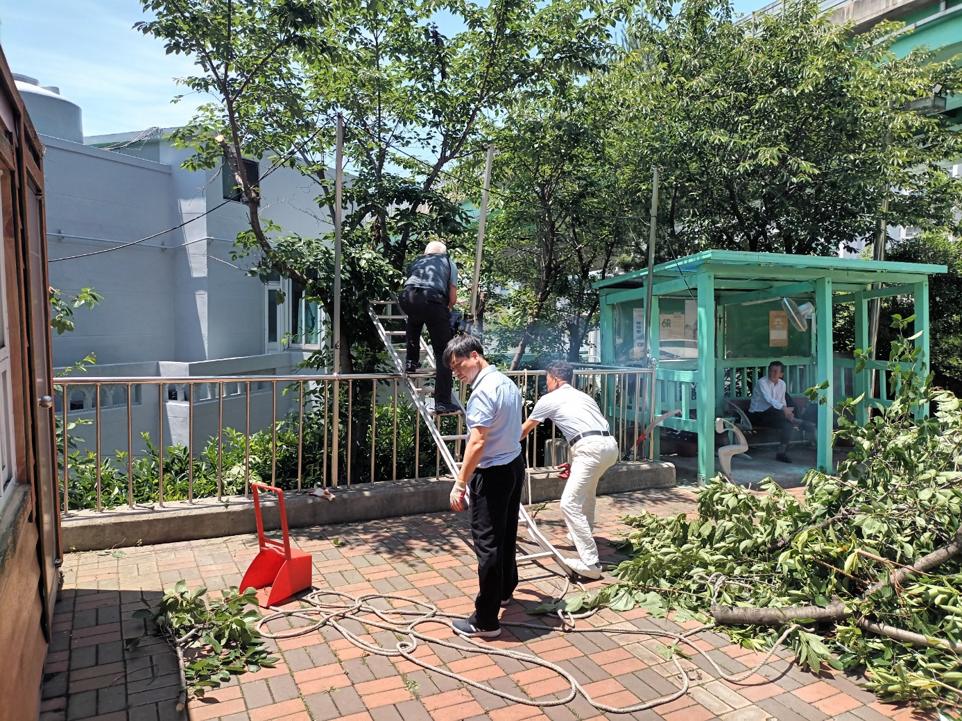 KakaoTalk_20230604_173703500_04.jpg