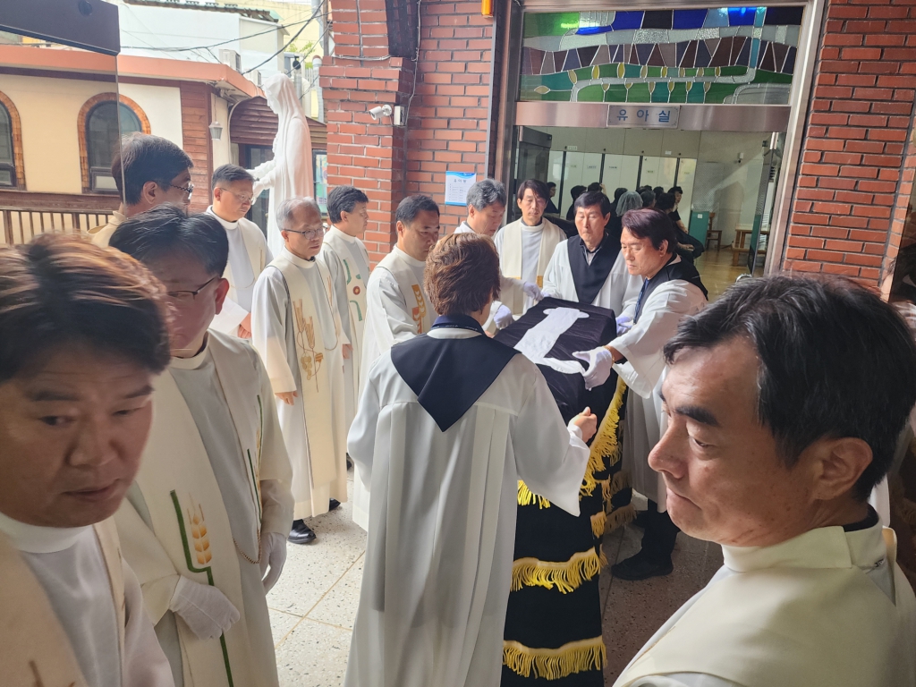 [꾸미기]KakaoTalk_20241016_110115369_01.jpg