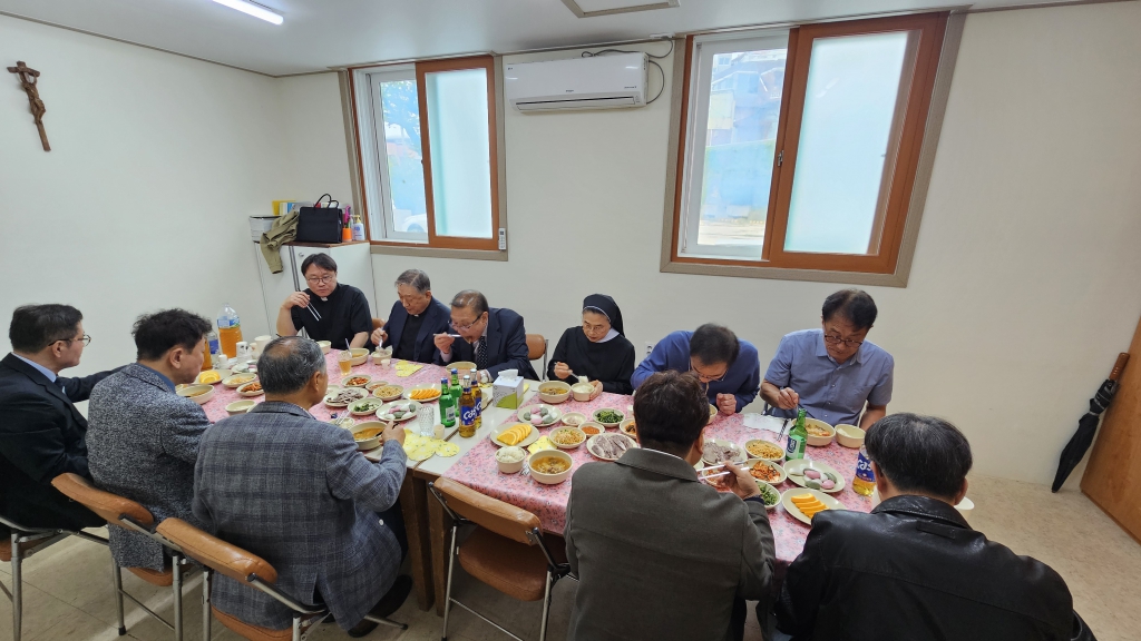 KakaoTalk_20250420_142335114_05.jpg