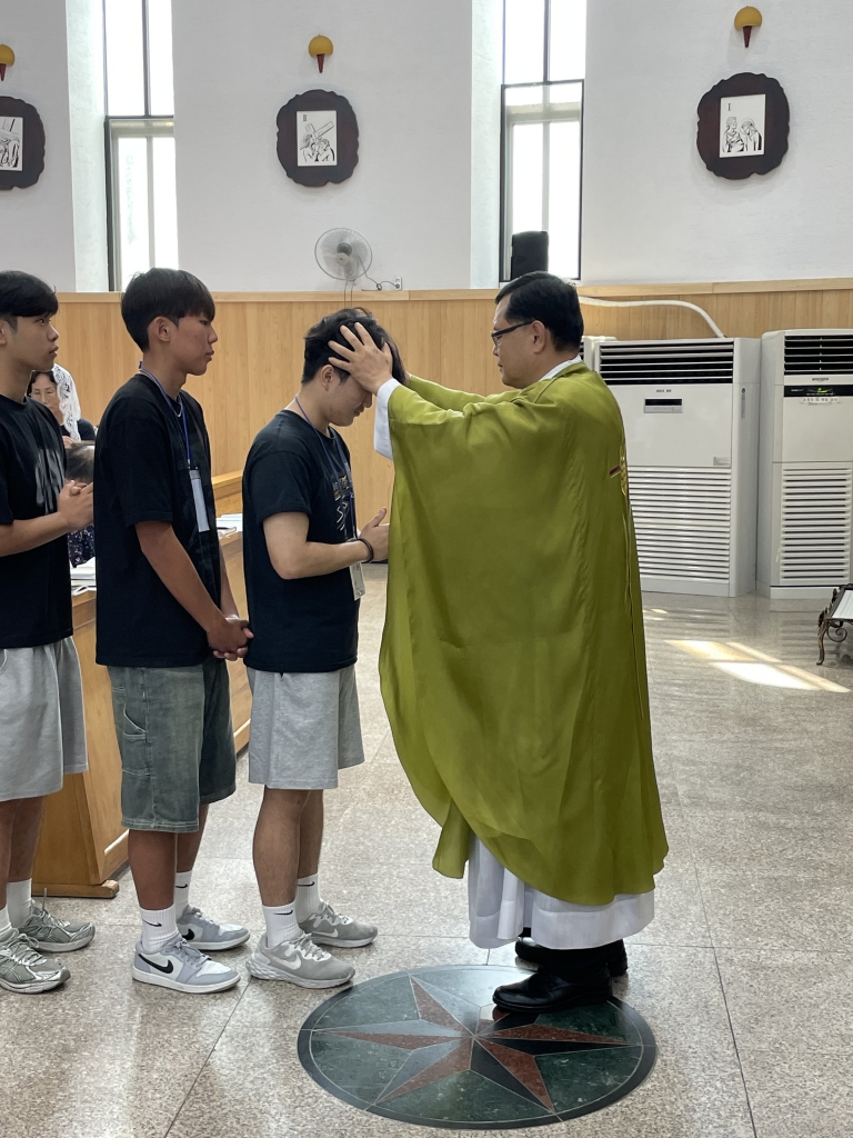 240811예비자받아들이는예식 (16).jpg