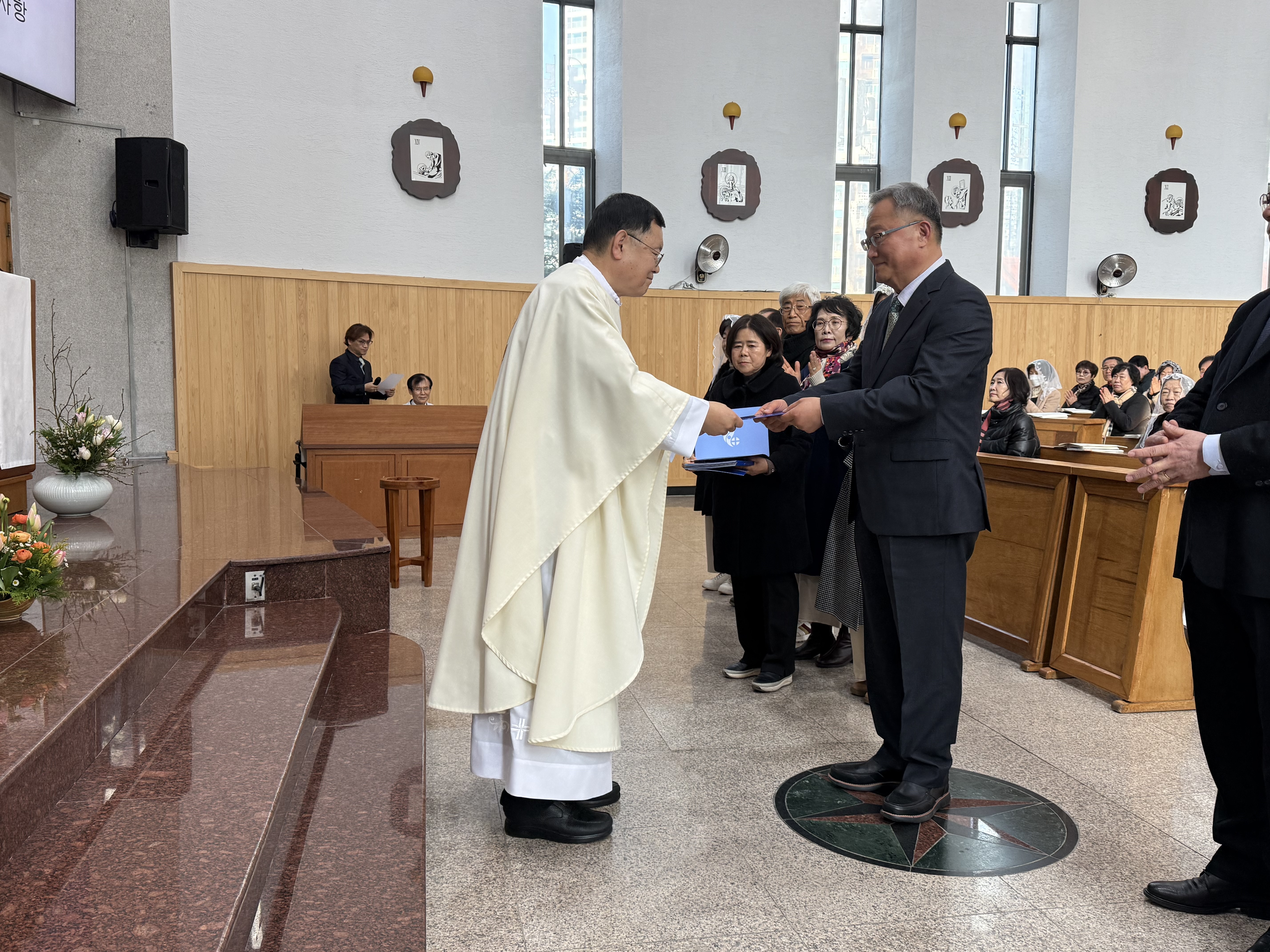 260104 사목위원 임명장 수여 (1).jpg