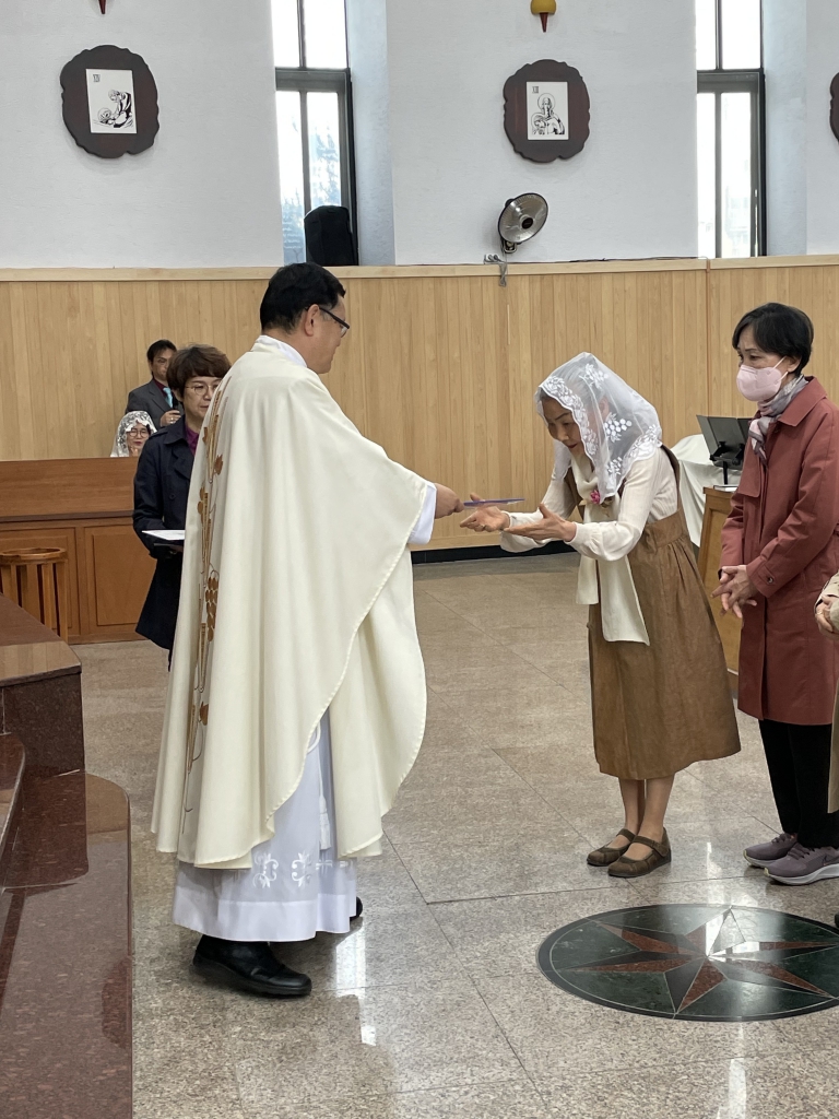 성경쓰기 인증서 수여 (2).jpg