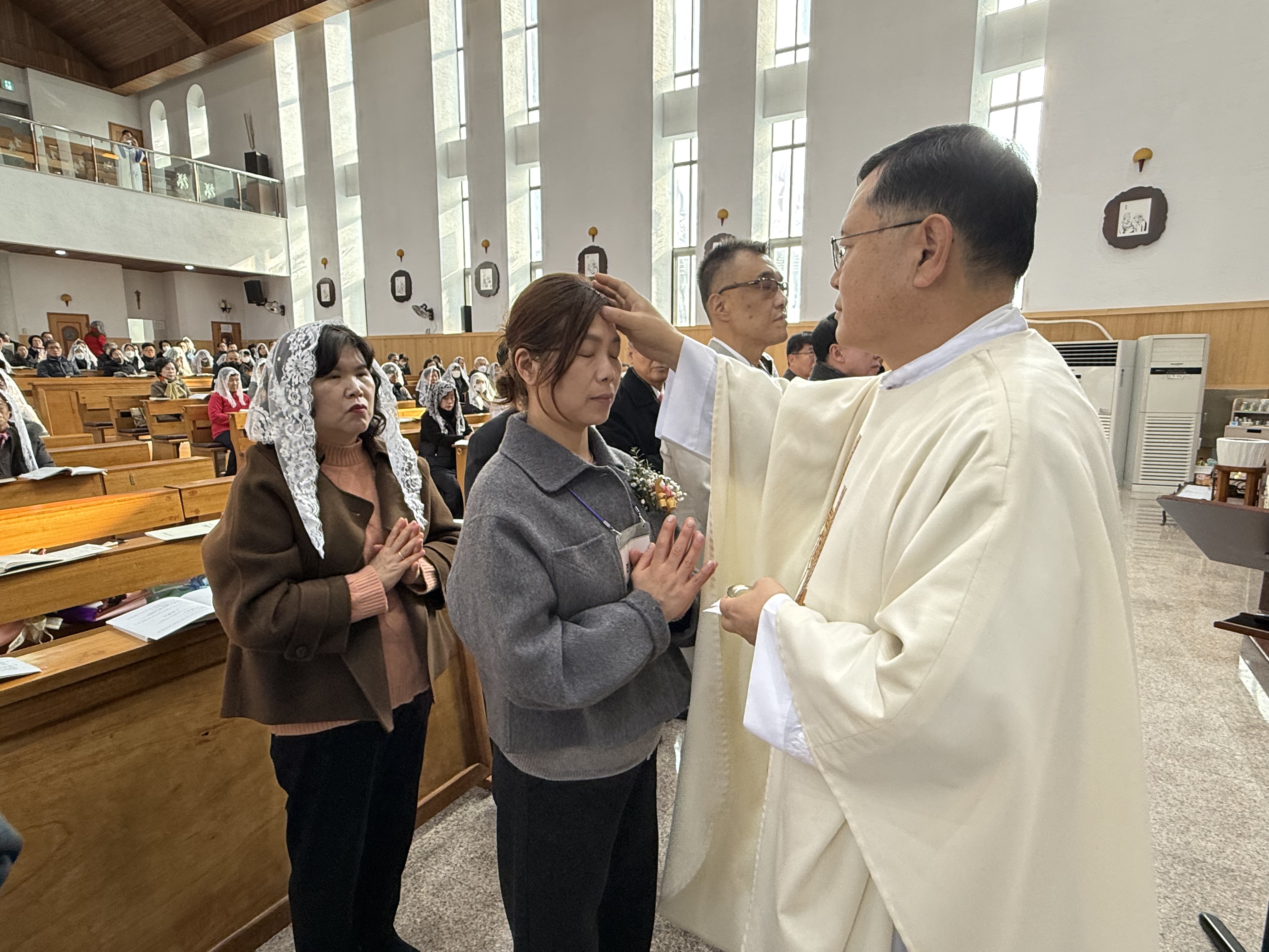 251225 세례식 (12).jpg