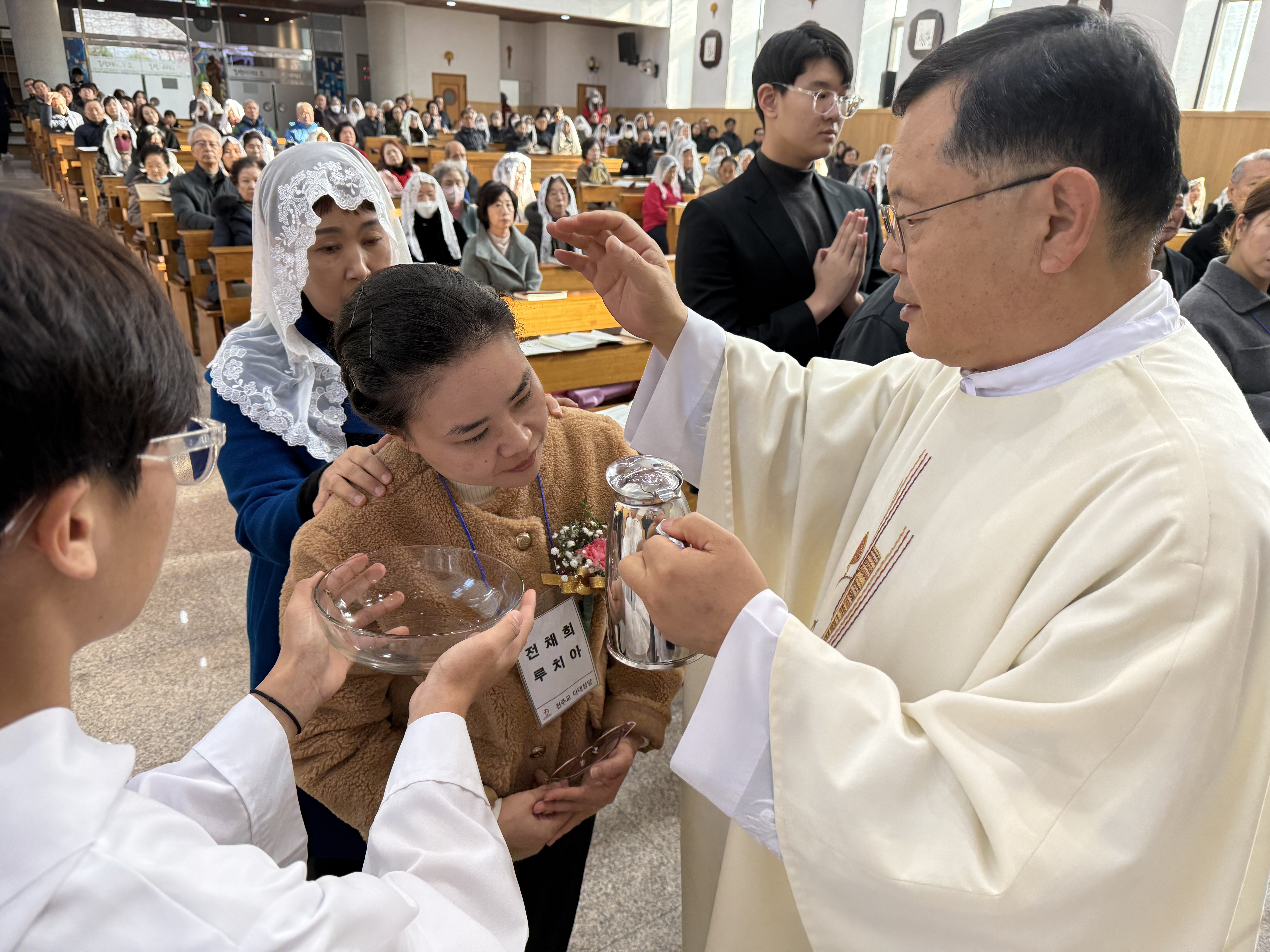 251225 세례식 (8).jpg
