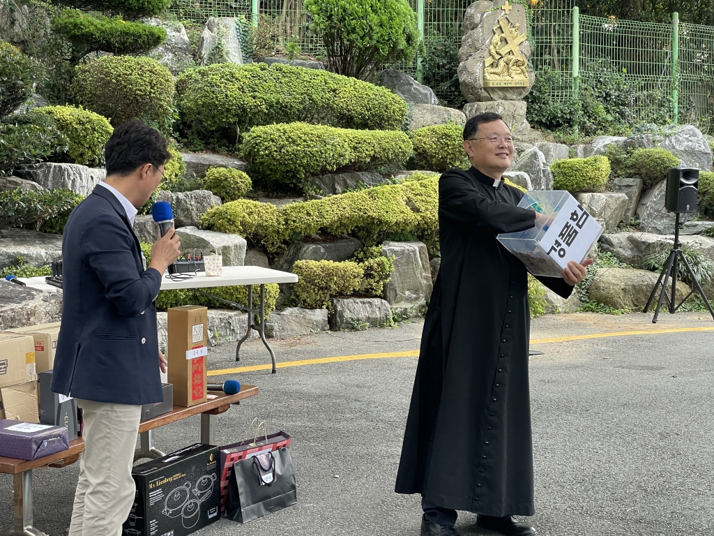 27주년 본당의날(18).jpg