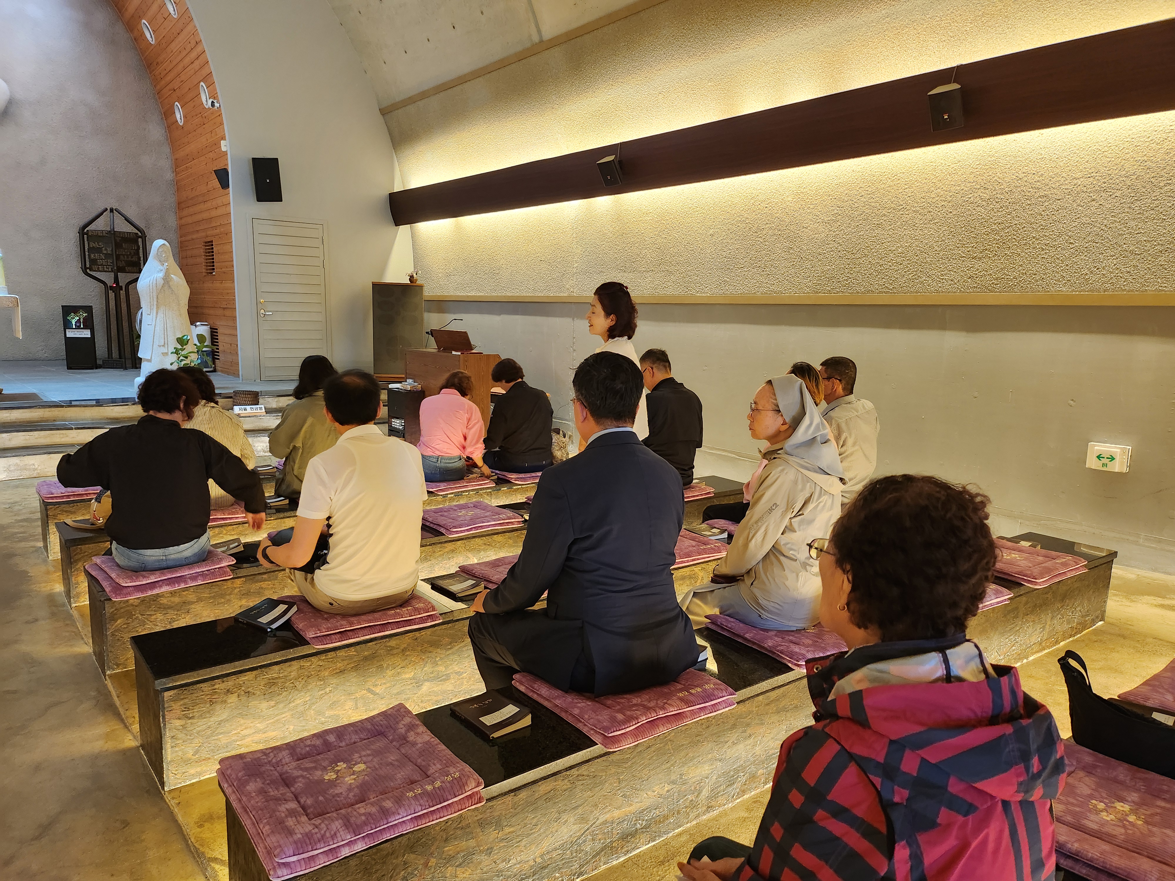 251003 신영세자 성지순례 (1).jpg