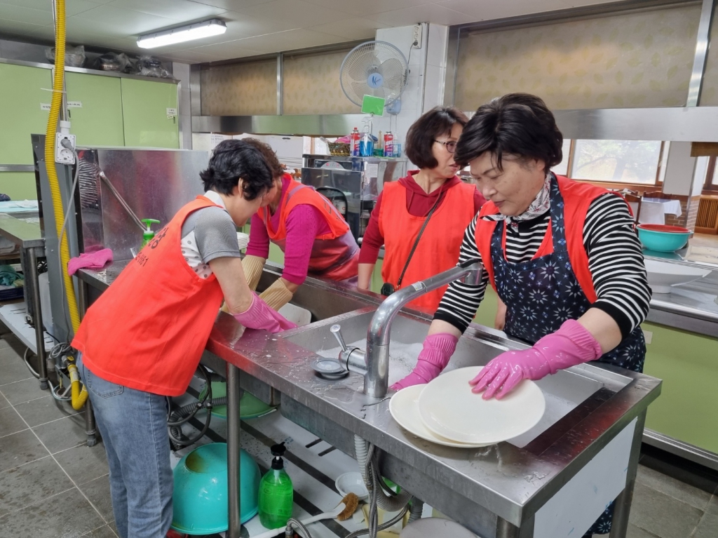 240514 연도회 야외행사 (10).jpg