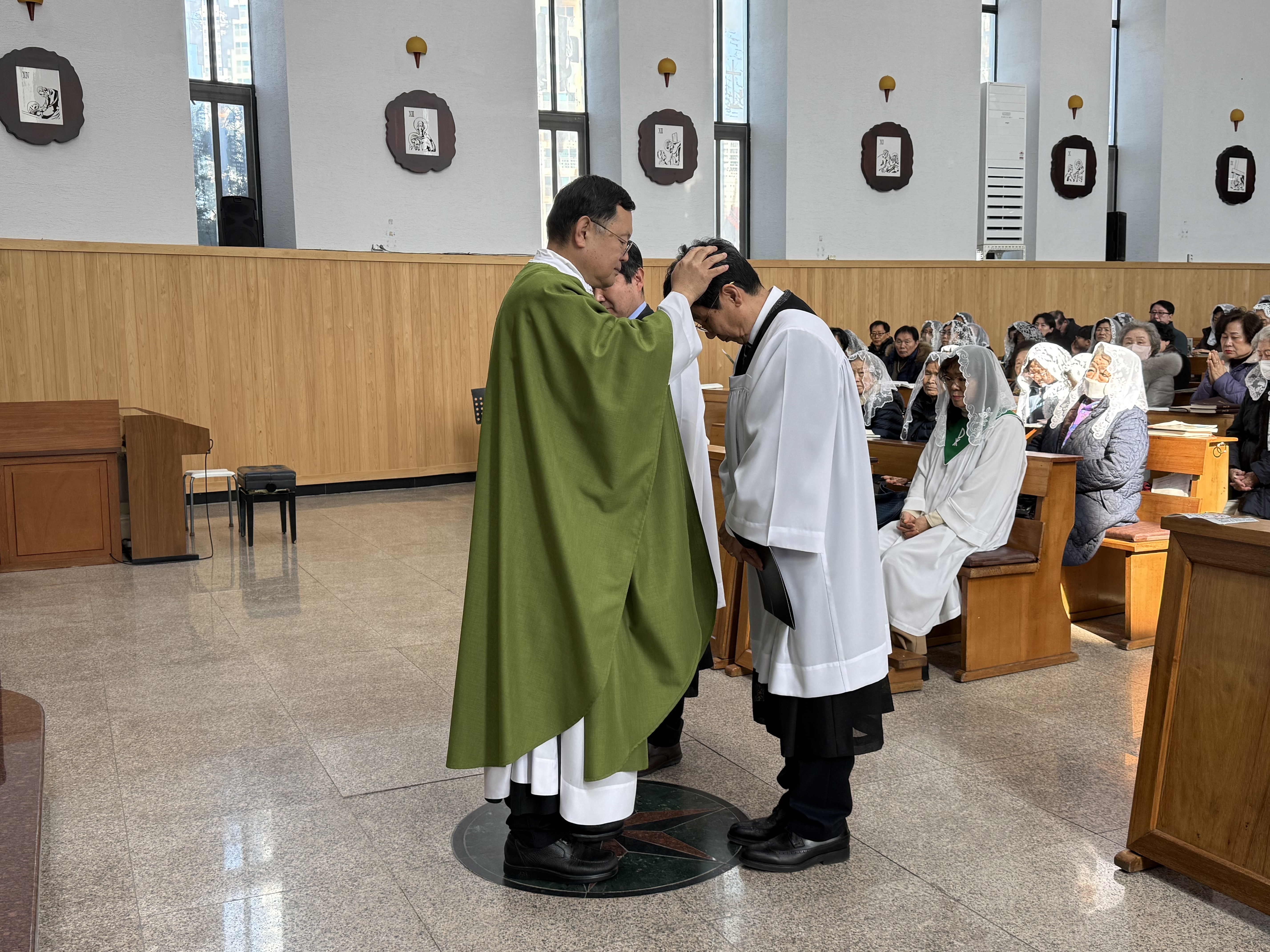 260125 성체분배 직무 수여 (5).jpg