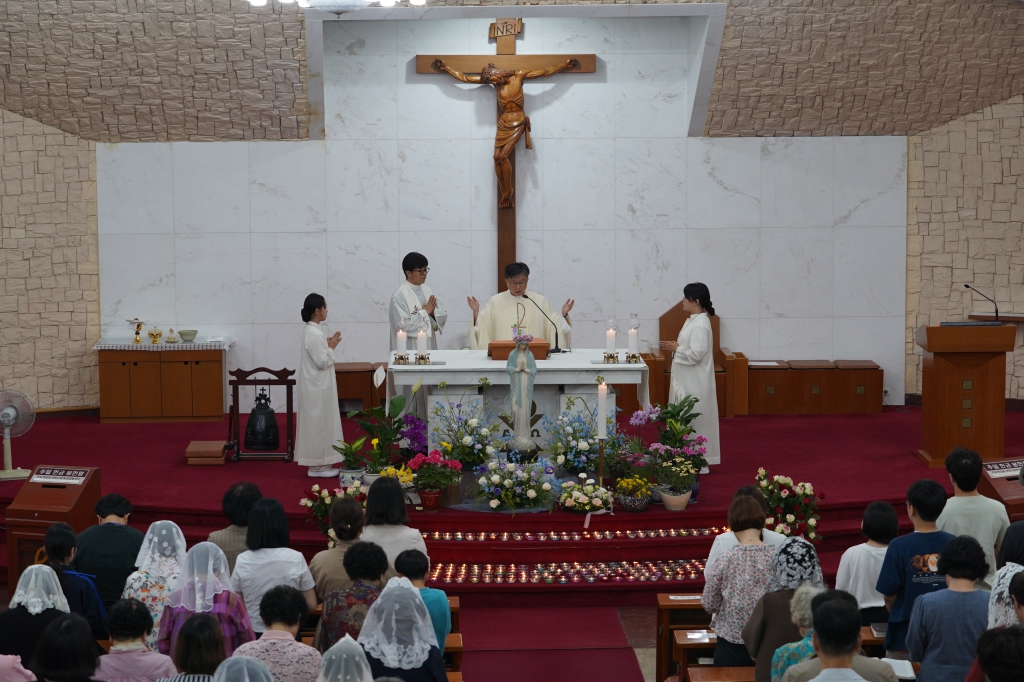 240531_성모님의밤_22.JPG