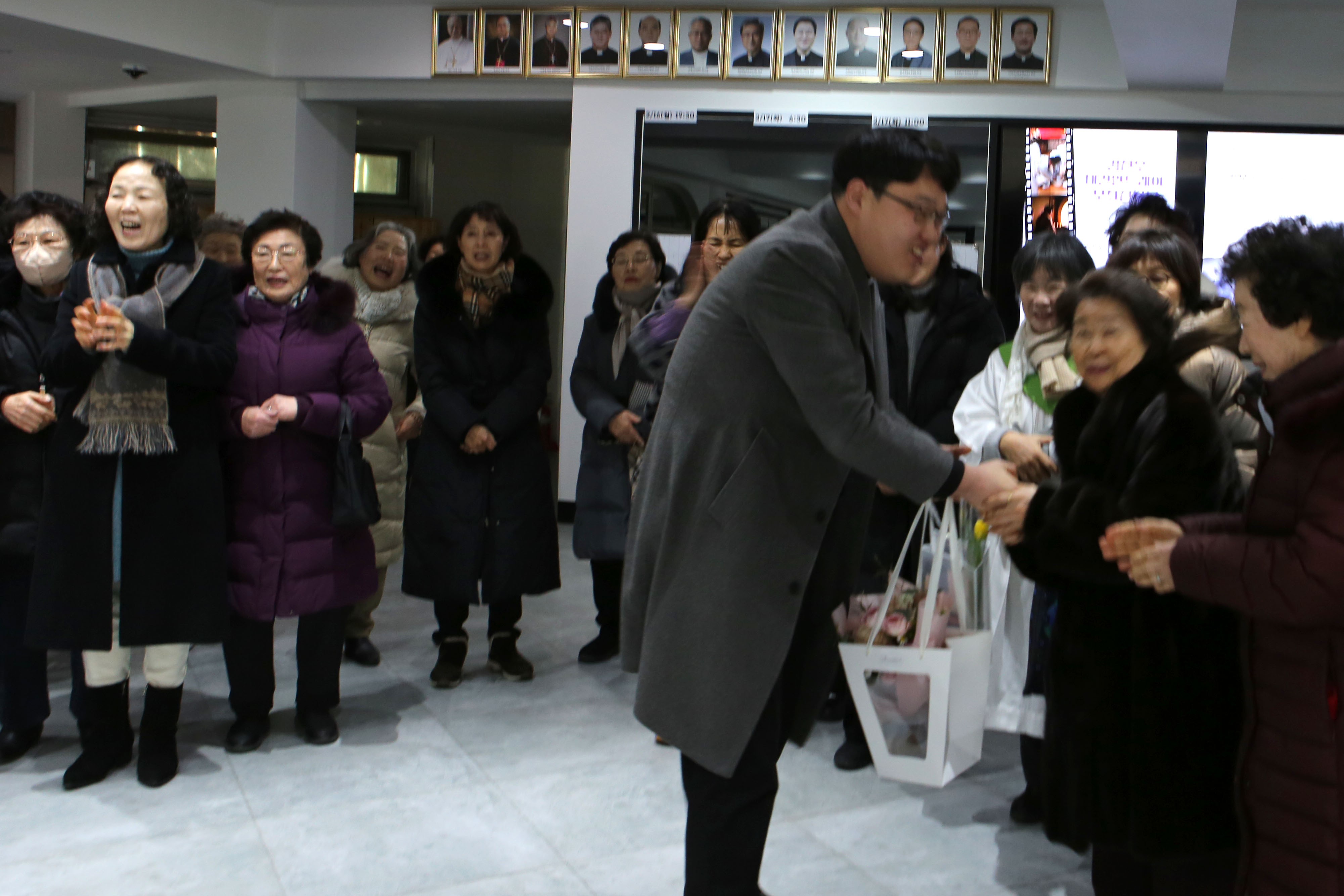 김진우 대건안드레아 신부님 가시는날.jpg