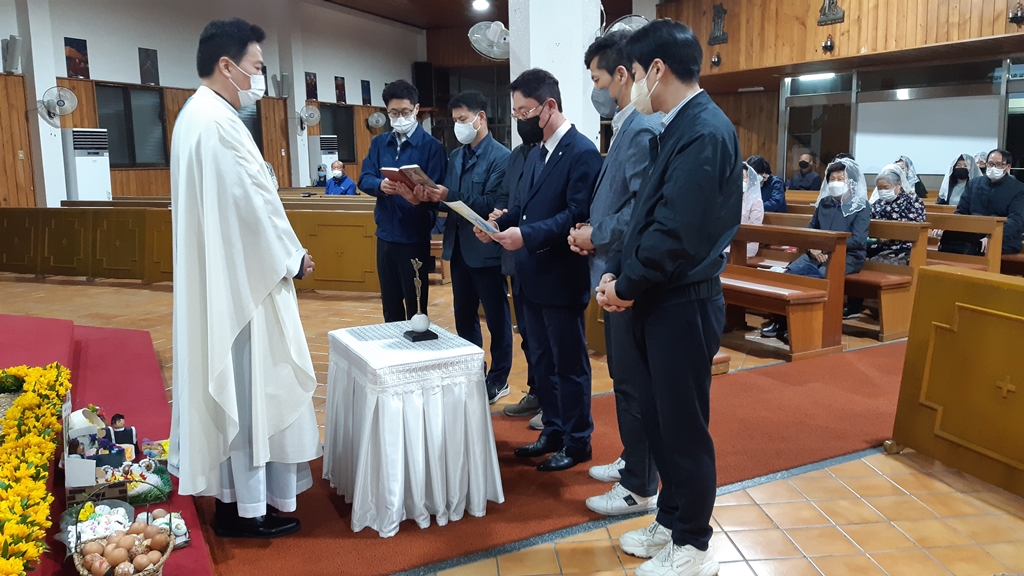 KakaoTalk_20230417_212302737_06.jpg