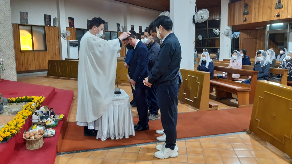 KakaoTalk_20230417_212302737_01.jpg