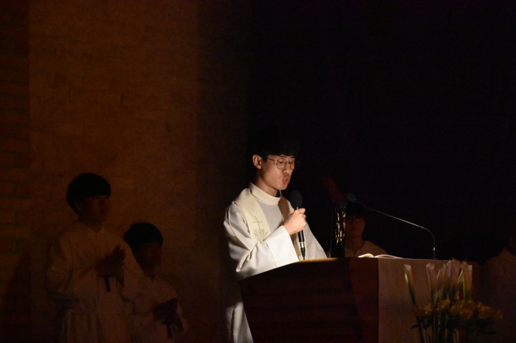 부활성야15.JPG