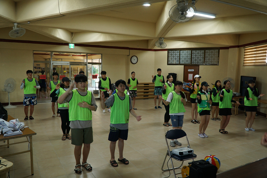 DSC01025.jpg
