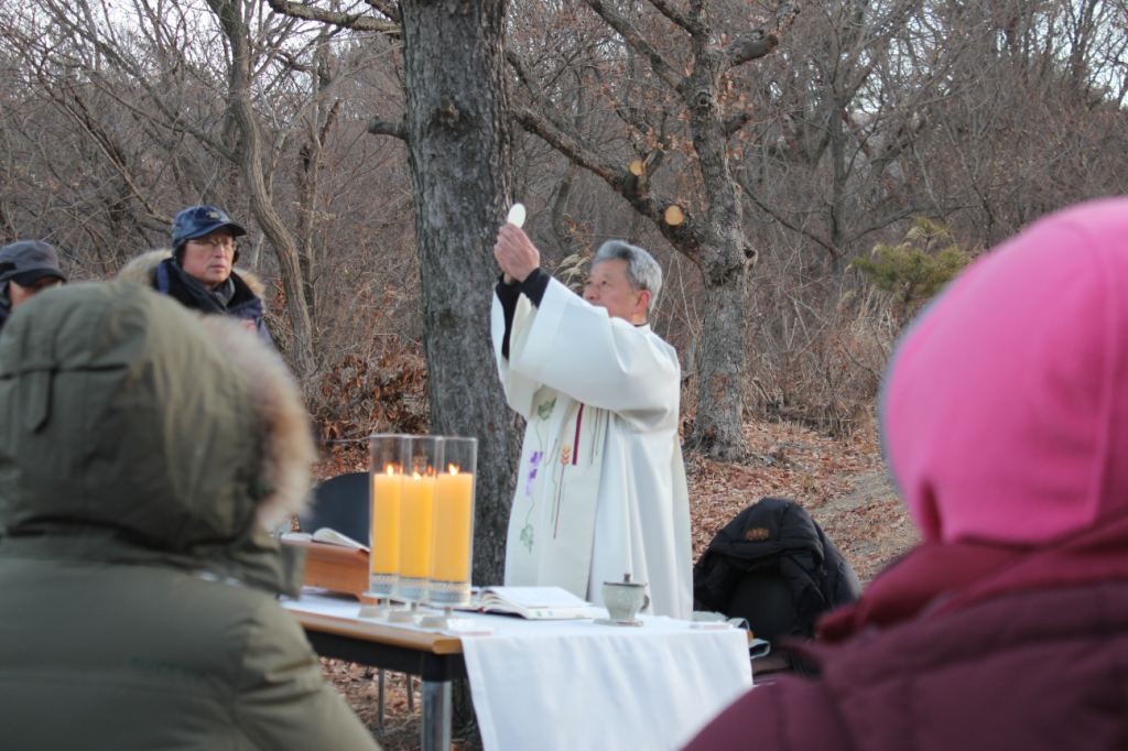 성모마리아 대축일 산상미사 (22).png