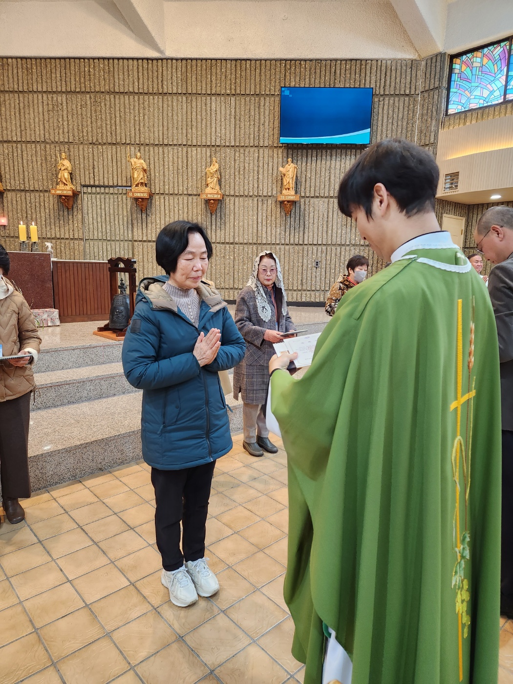 1705214442325-8.jpg