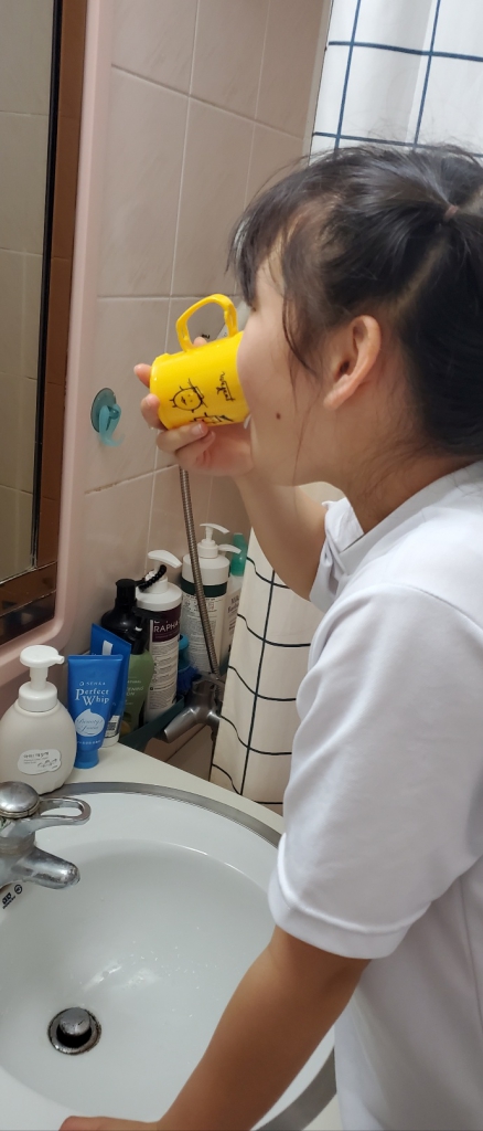 학생-김민서 양치.jpg