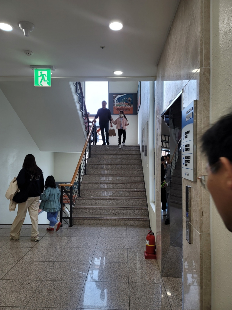 KakaoTalk_20240331_160754590_09.jpg