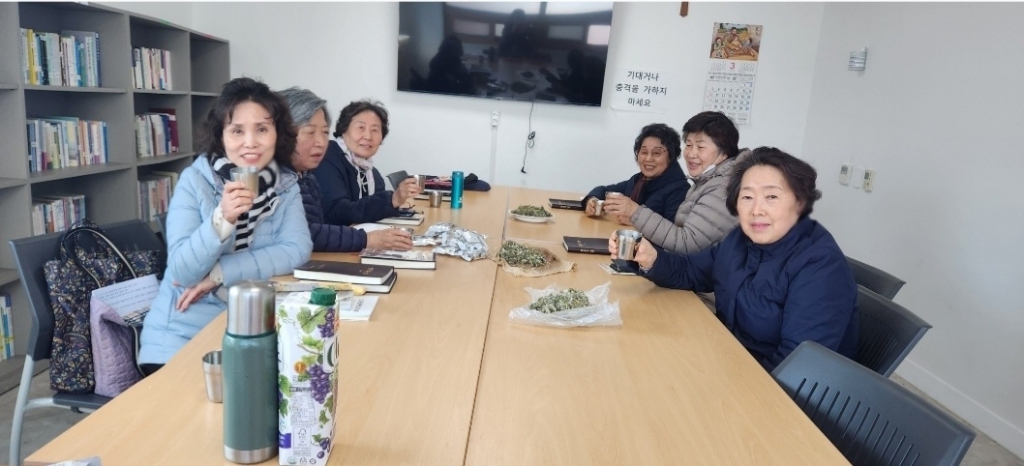 반모임텀블러6명.jpg