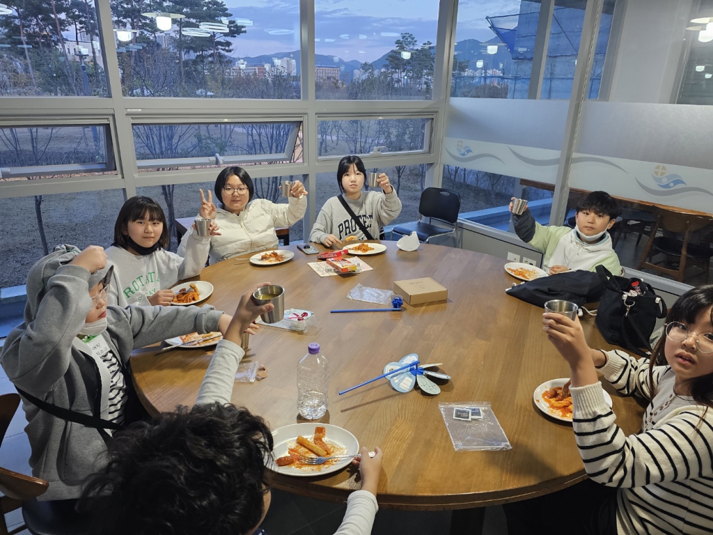 KakaoTalk_20231112_191143732_07.jpg