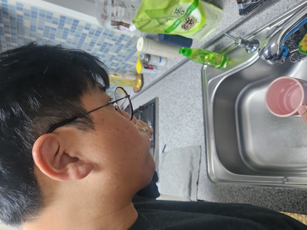 1708128112551.jpg