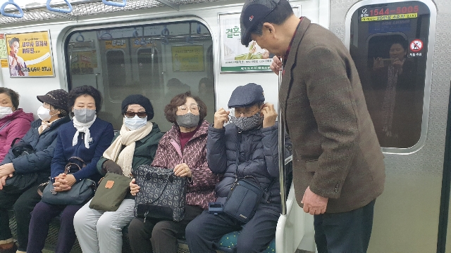 김영국대중교통이용하기5명.jpg