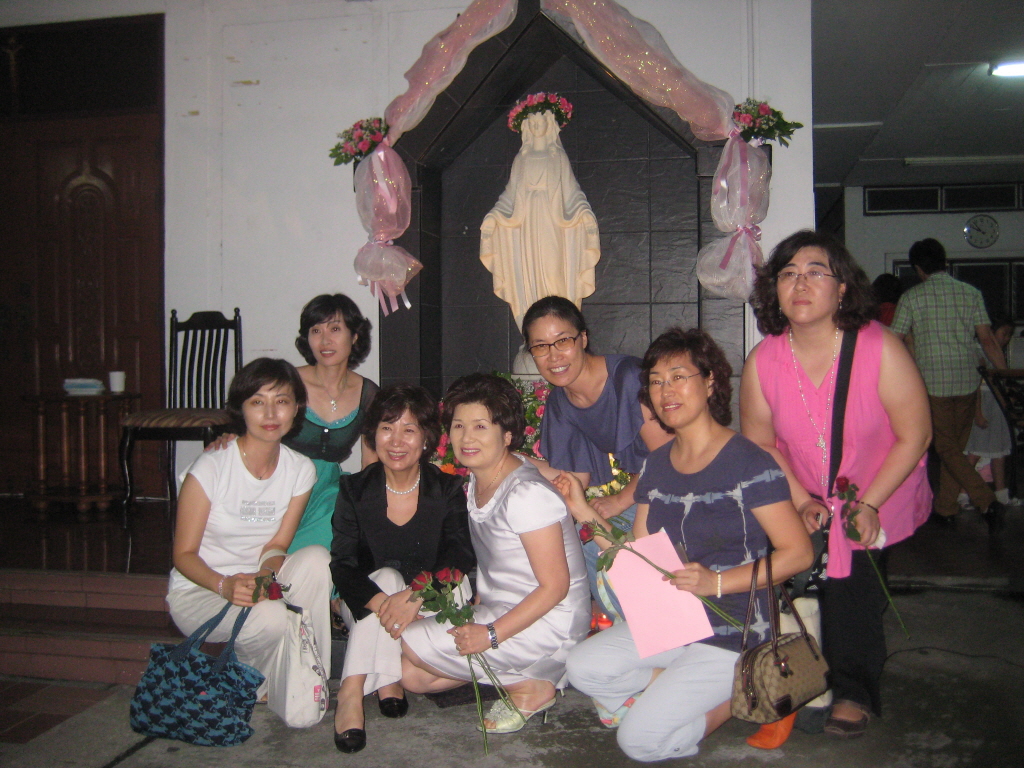 2010년5월1일 성모님의 밤 077.jpg