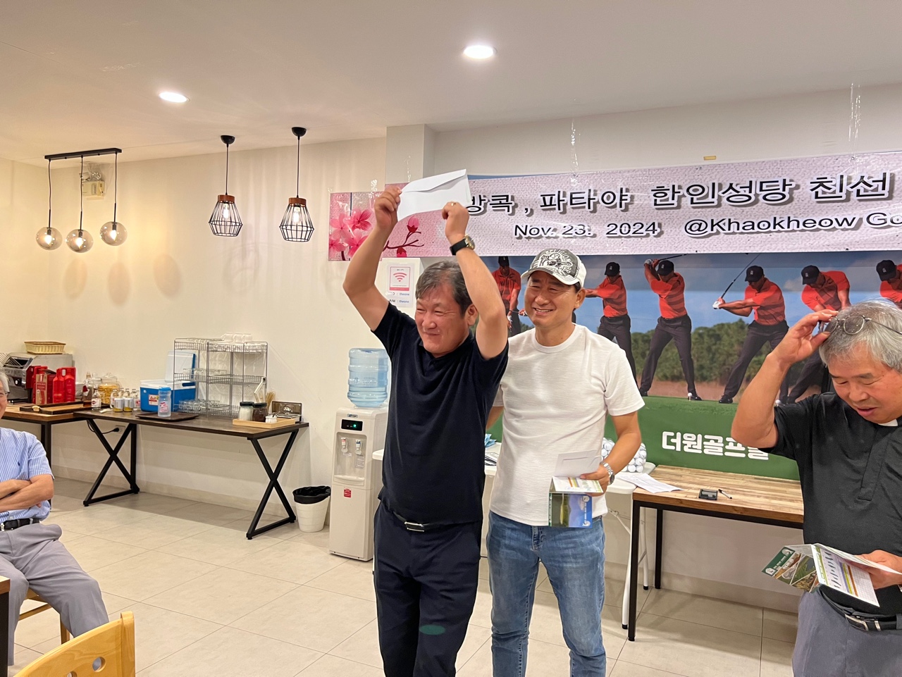 KakaoTalk_20241126_161625624_09.jpg