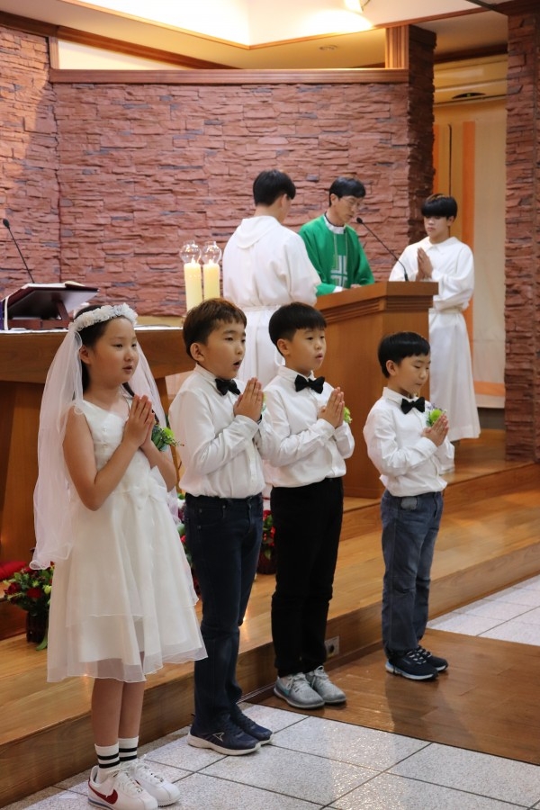1614755511_KdzFpiL4_Korean_church_047.jpg