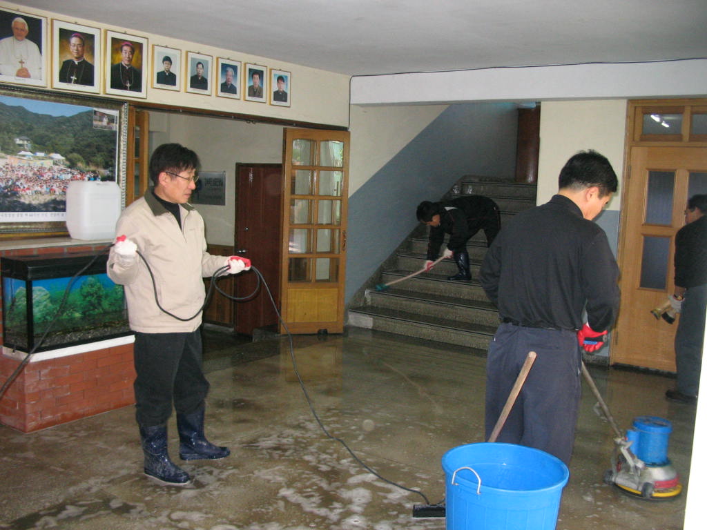 IMG 06-12-37.jpg