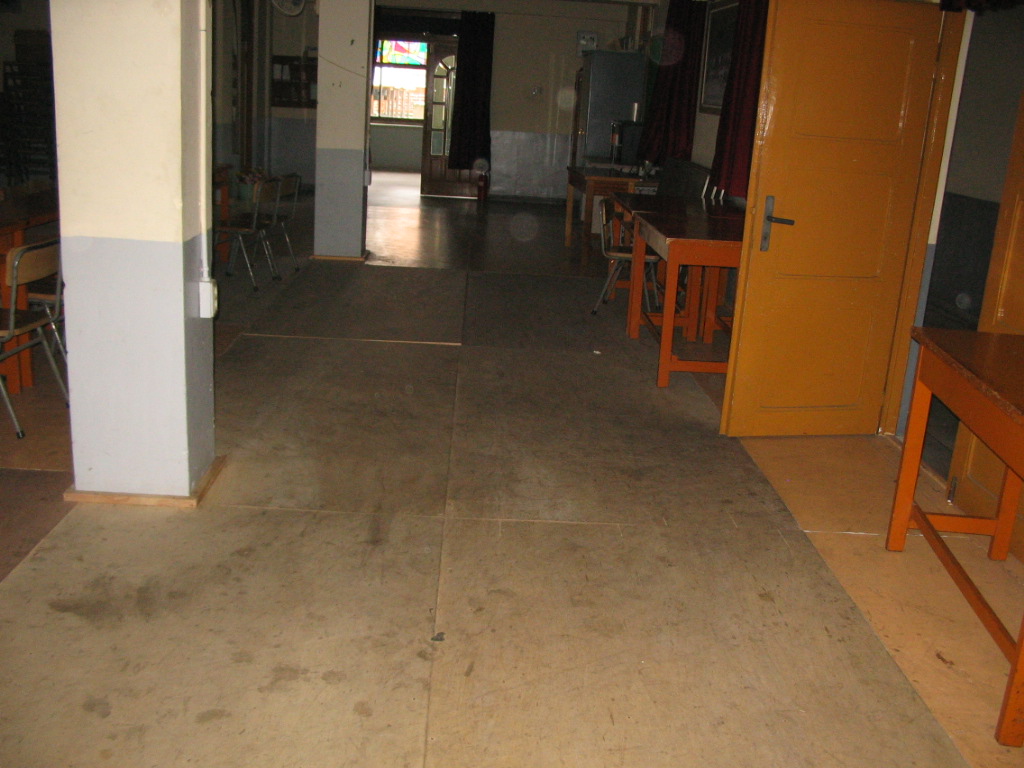 IMG 08-강당7.jpg