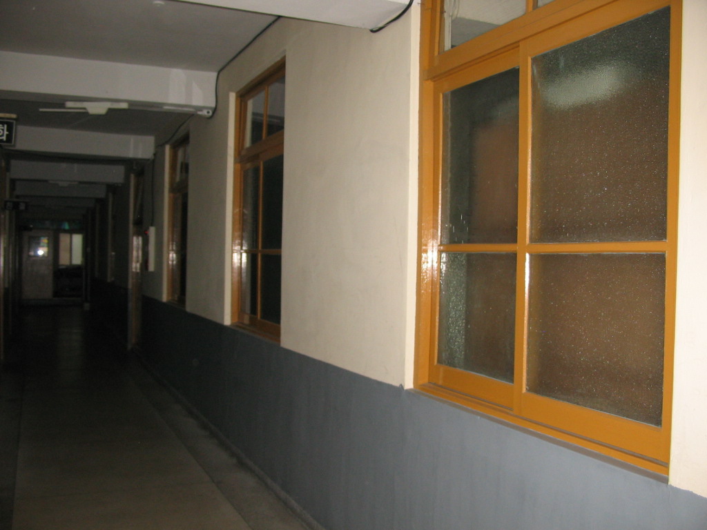 IMG 08-강당10.jpg