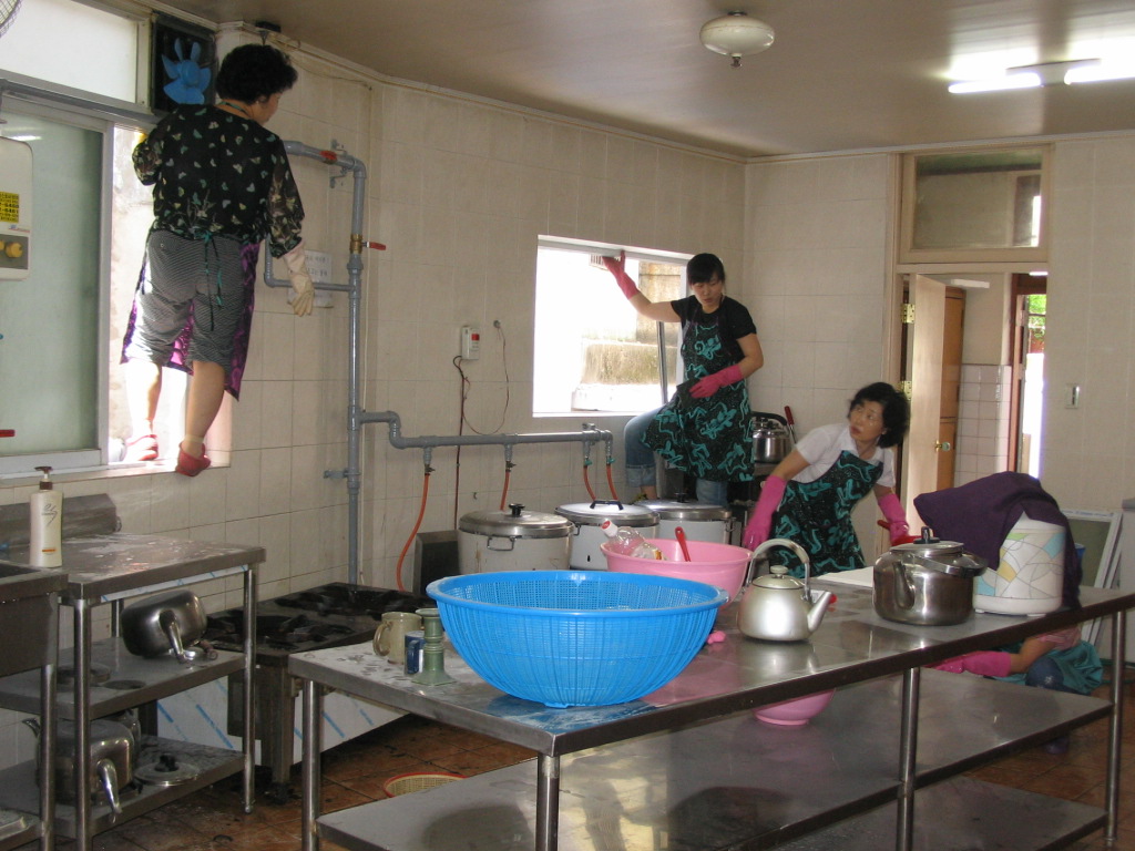 IMG 08-강당64.jpg