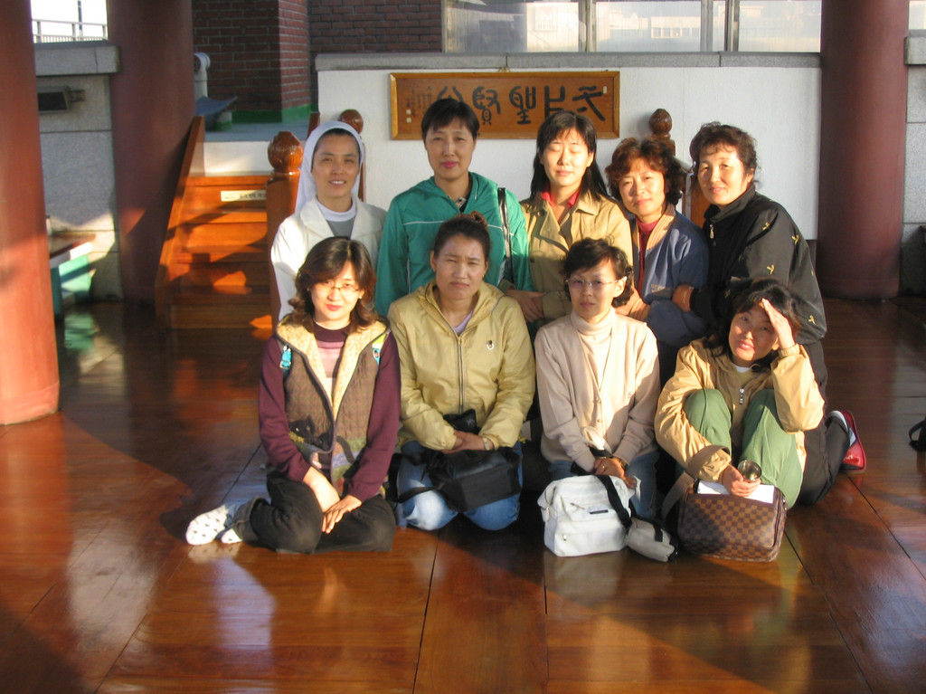 img 05-225.jpg